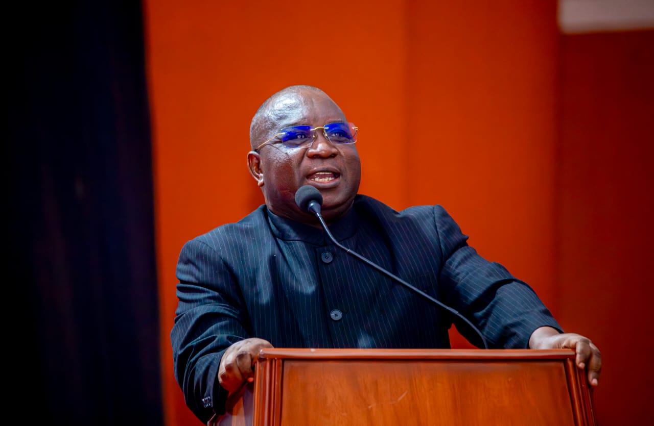 RC MAKALLA AKARIBISHA TAASISI NA MASHIRIKA KUFANYA MIKUTANO ARUSHA🇹🇿