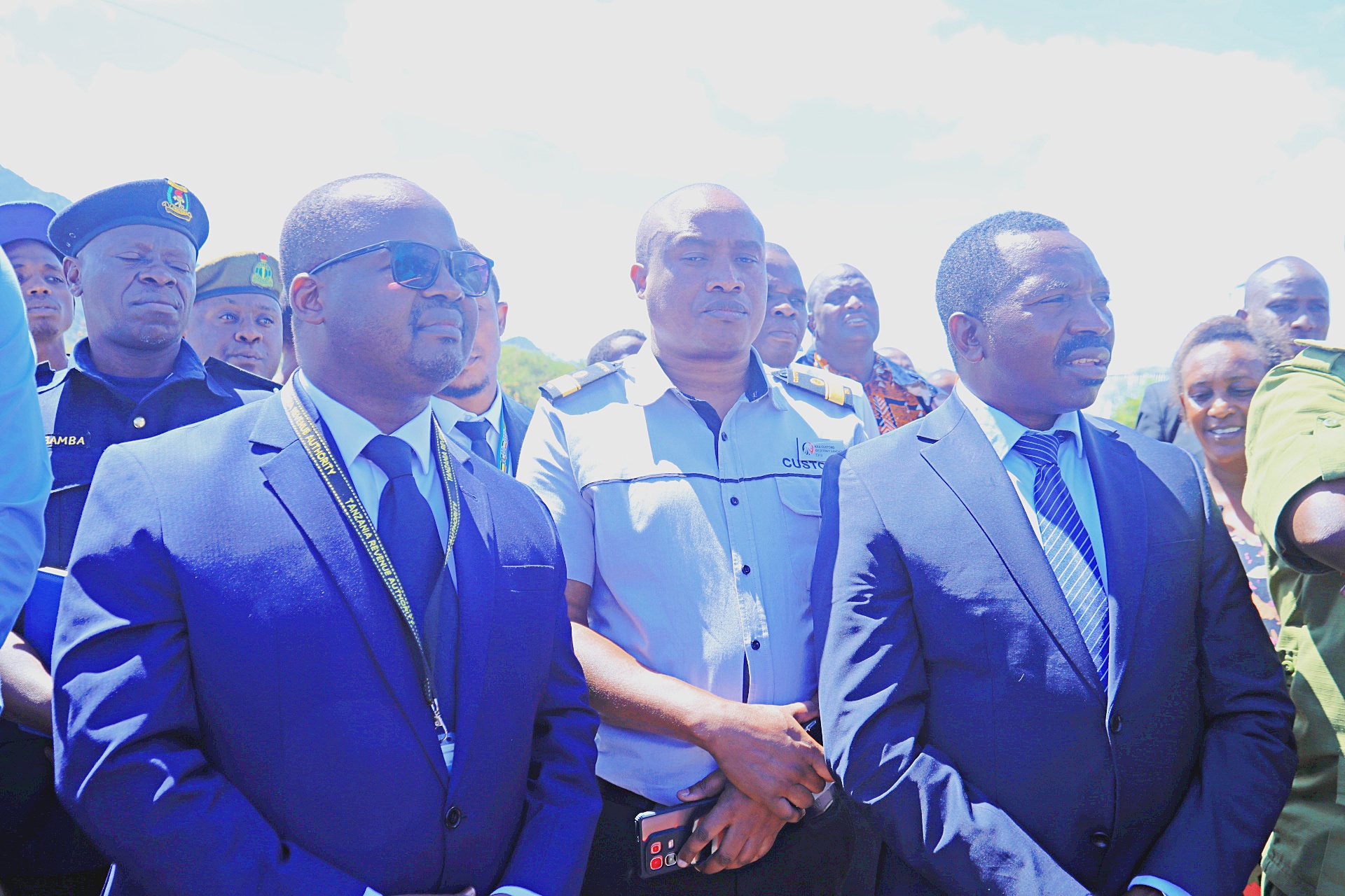 DC KALLI AINGILIA KATI KERO ZA MADEREVA WA MALORI LONGIDO