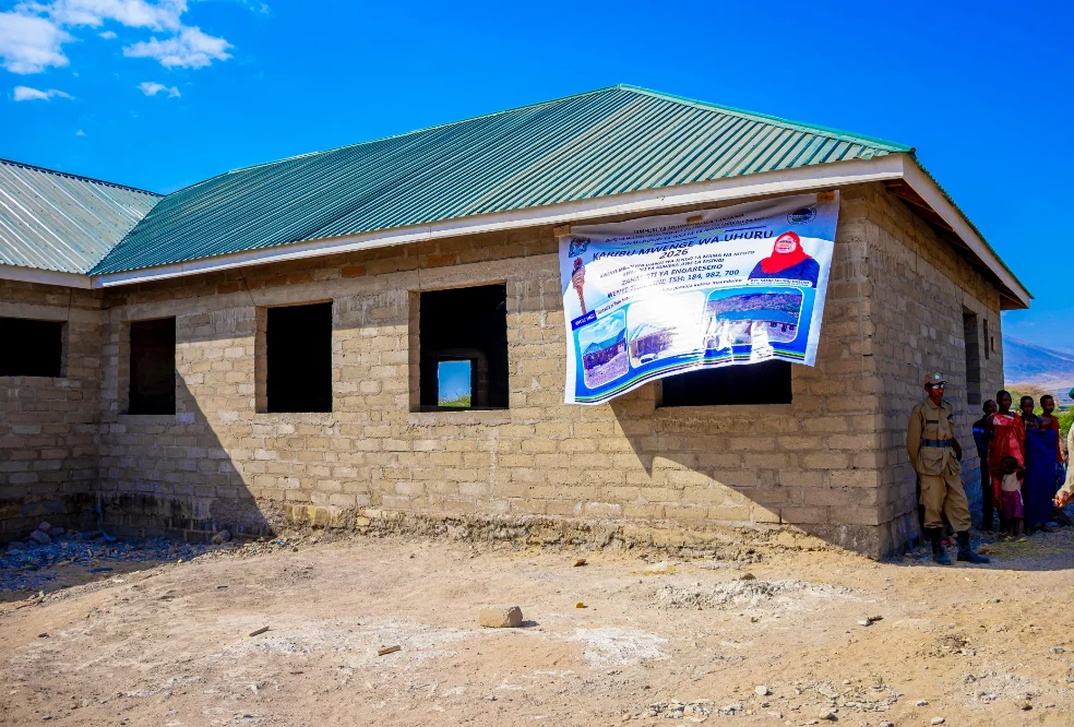 WANANCHI ENGARESERO WAISHUKURU SERIKALI UJENZI WA JENGO LA MAMA NA MTOTO🇹🇿